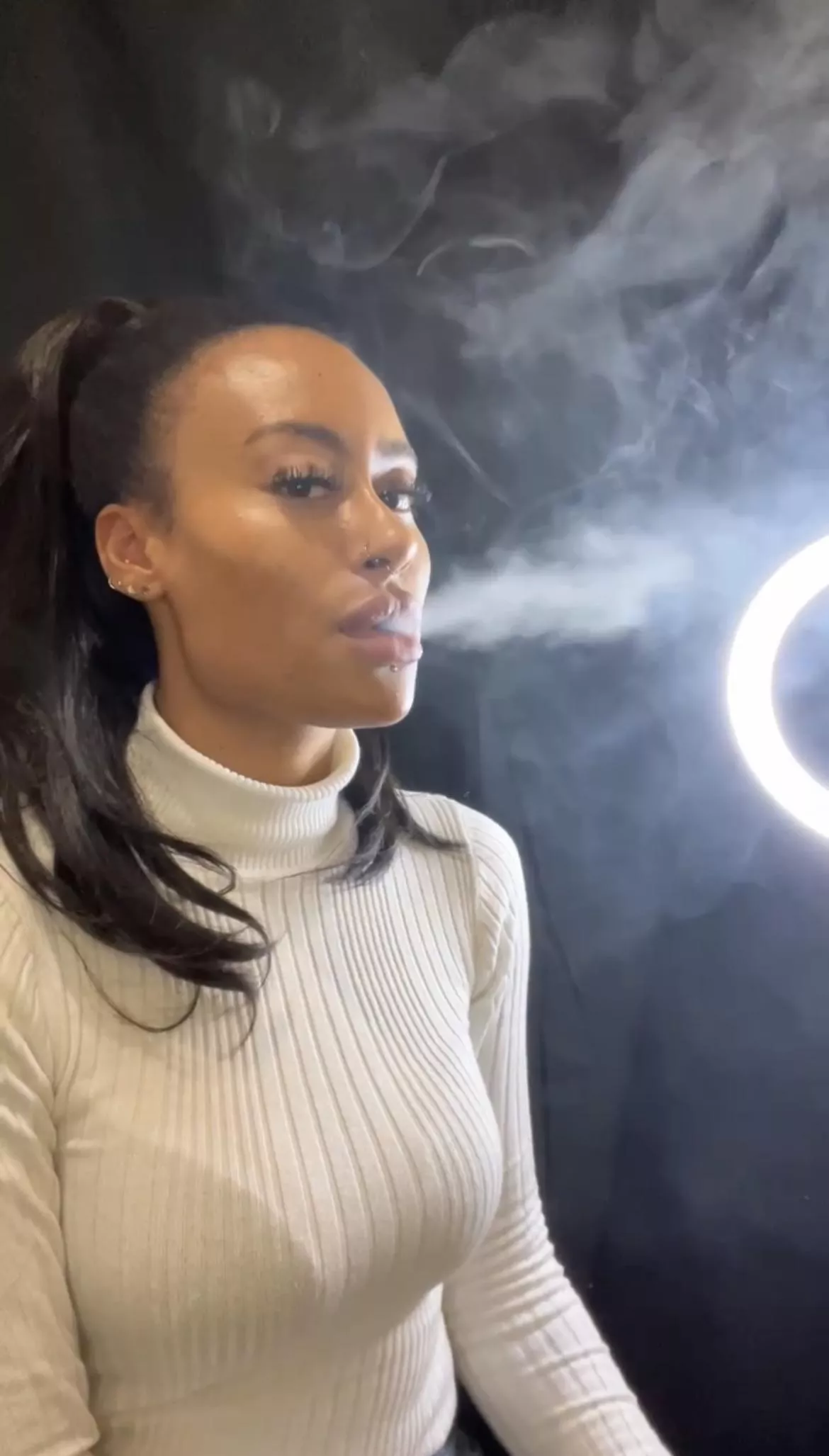 Can we share our smoke? 💨 😈