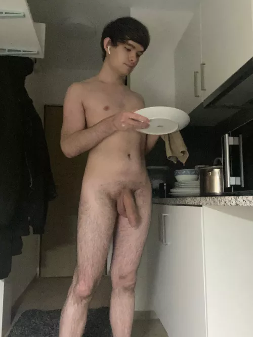 Cleaning the dishes in style. 🍽️