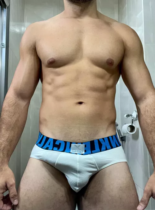 Do you think I look good with this model?