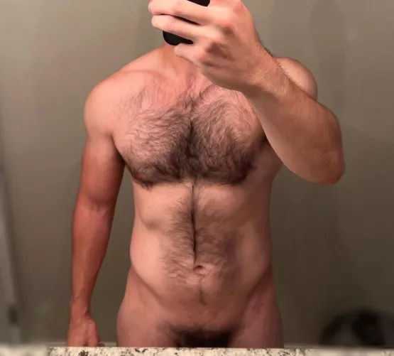 doesn’t everyone love their Vs with some fur