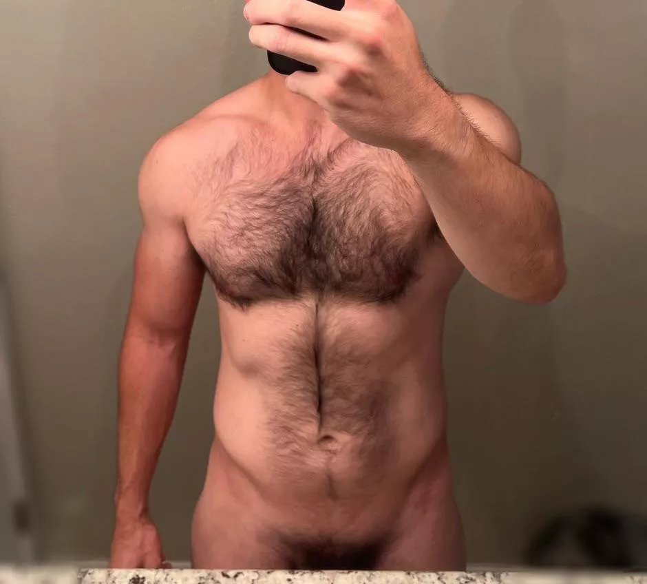 doesn’t everyone love their Vs with some fur