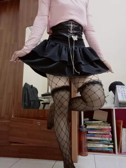 Felt really cute in this fit :3