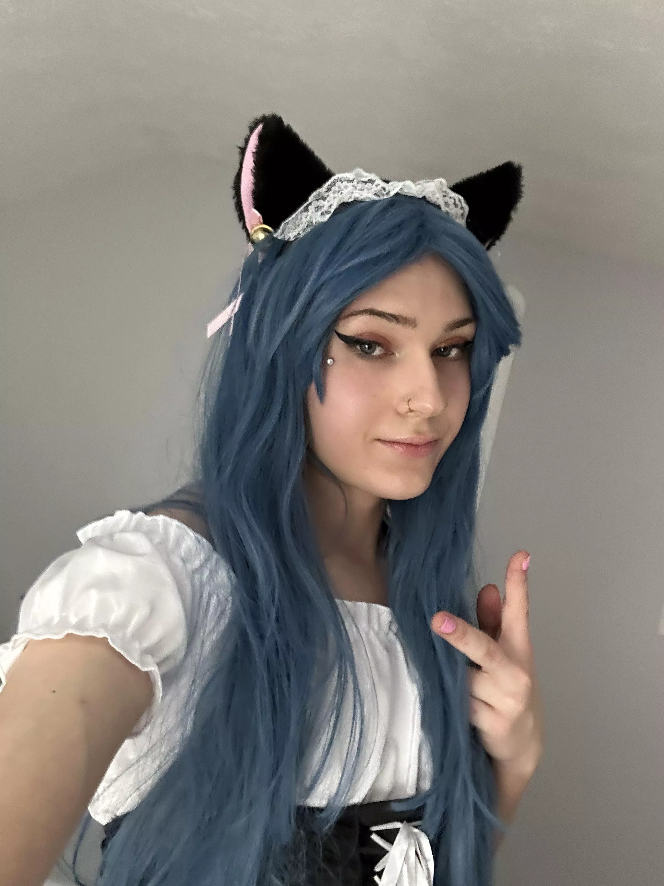 happy hump day! just took a bunch of 🌶️ photos can't wait to share!