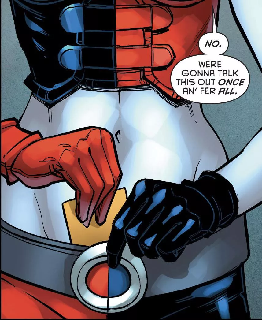 Harley Quinn’s midriff [Harley Quinn (2016) #25]