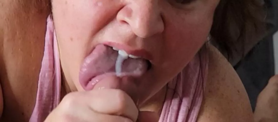 I love it when she is thirsty before bed.