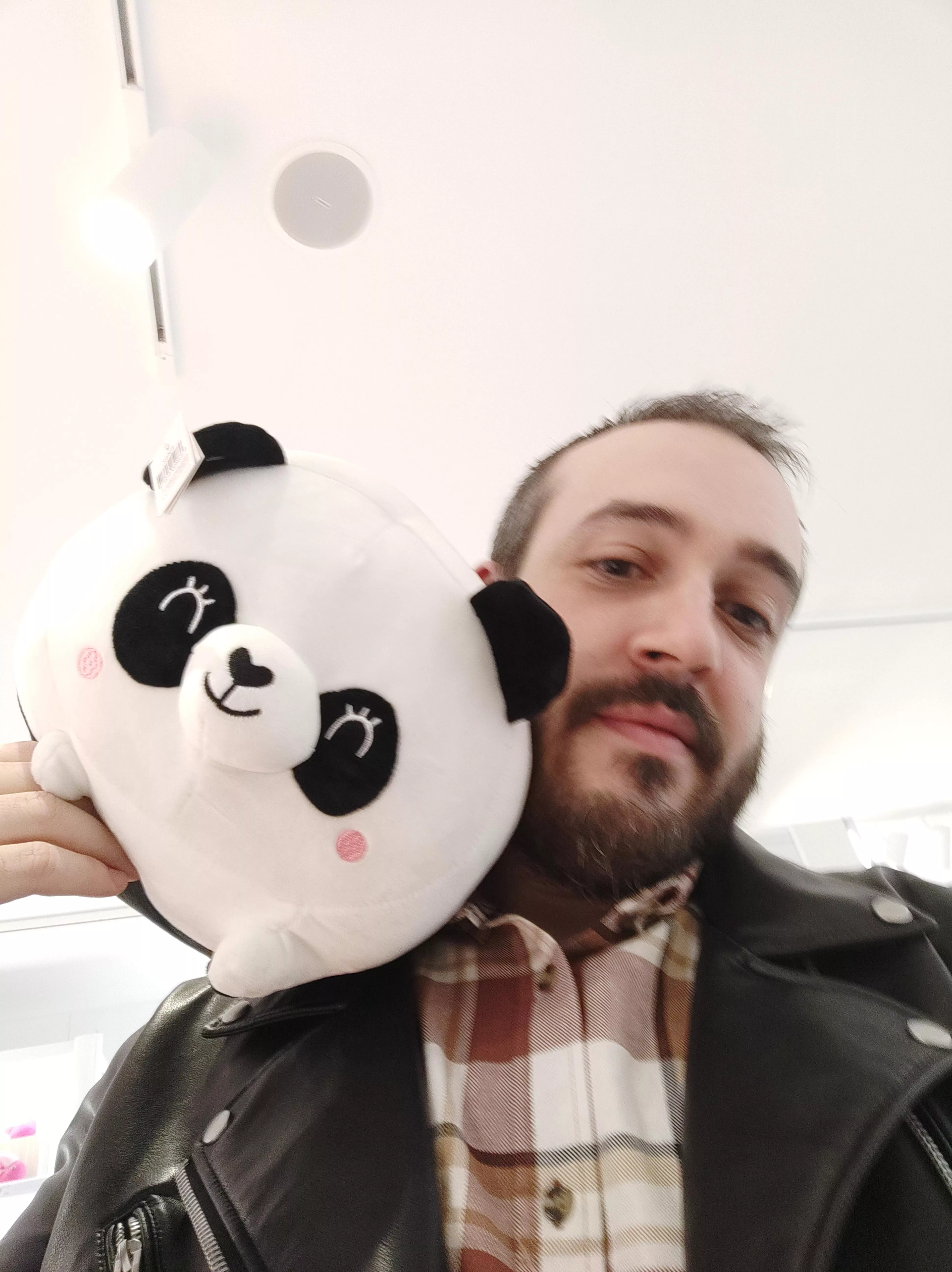 I want to adopt him! 🥰