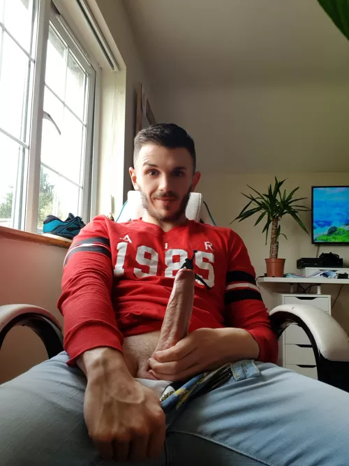 Im not saying gaming makes me horney but... Im not NOT saying it either...