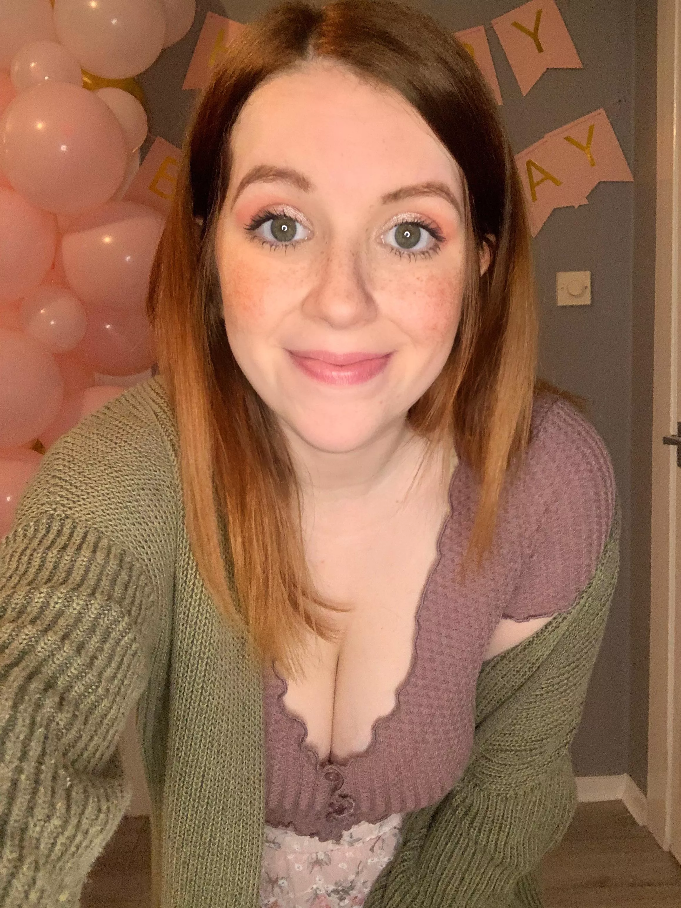 It’s my birthday today! [F]