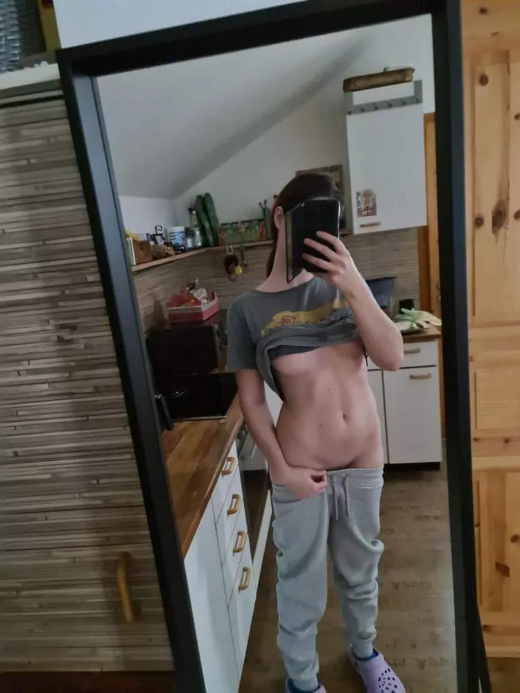 I've been doing some excercise lately and I think it's slowly paying off! [IMG]