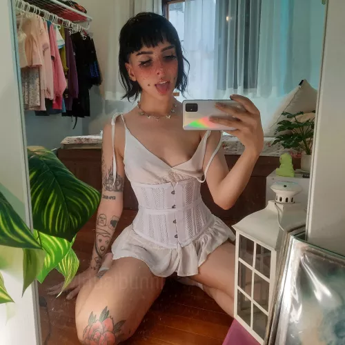 just thought this was a pretty outfit so i wanted to share!