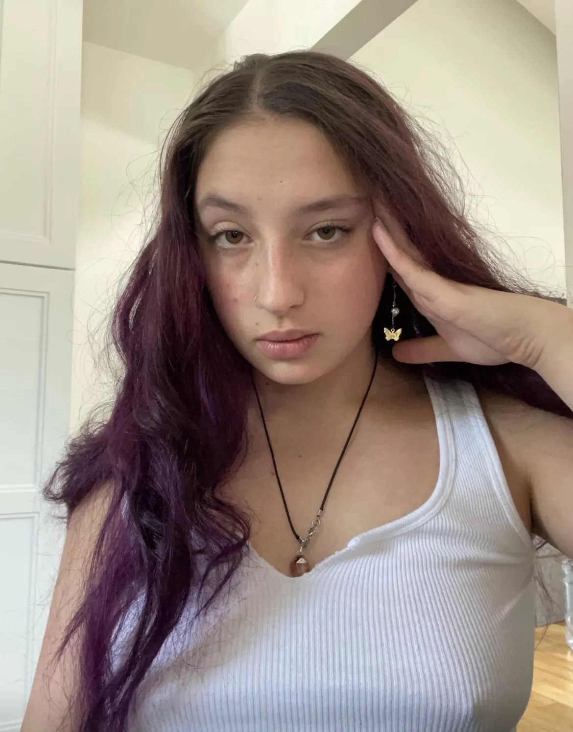 love wearing white crop tops