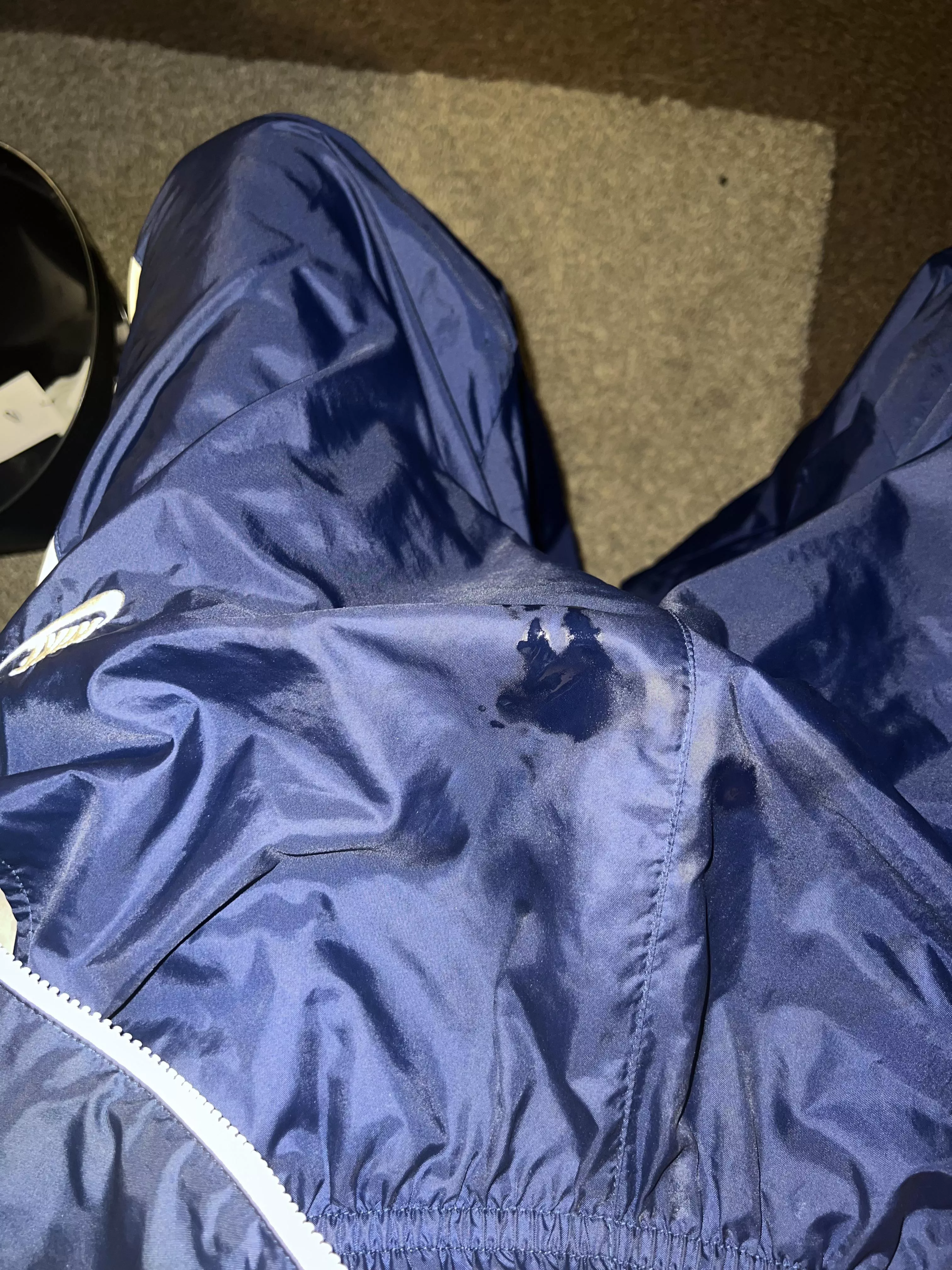 Proper love these kinds of trackies, lads always get me hard, an that’s just pre cum