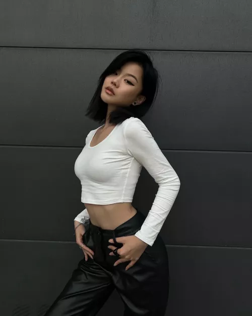 Sexy midriff