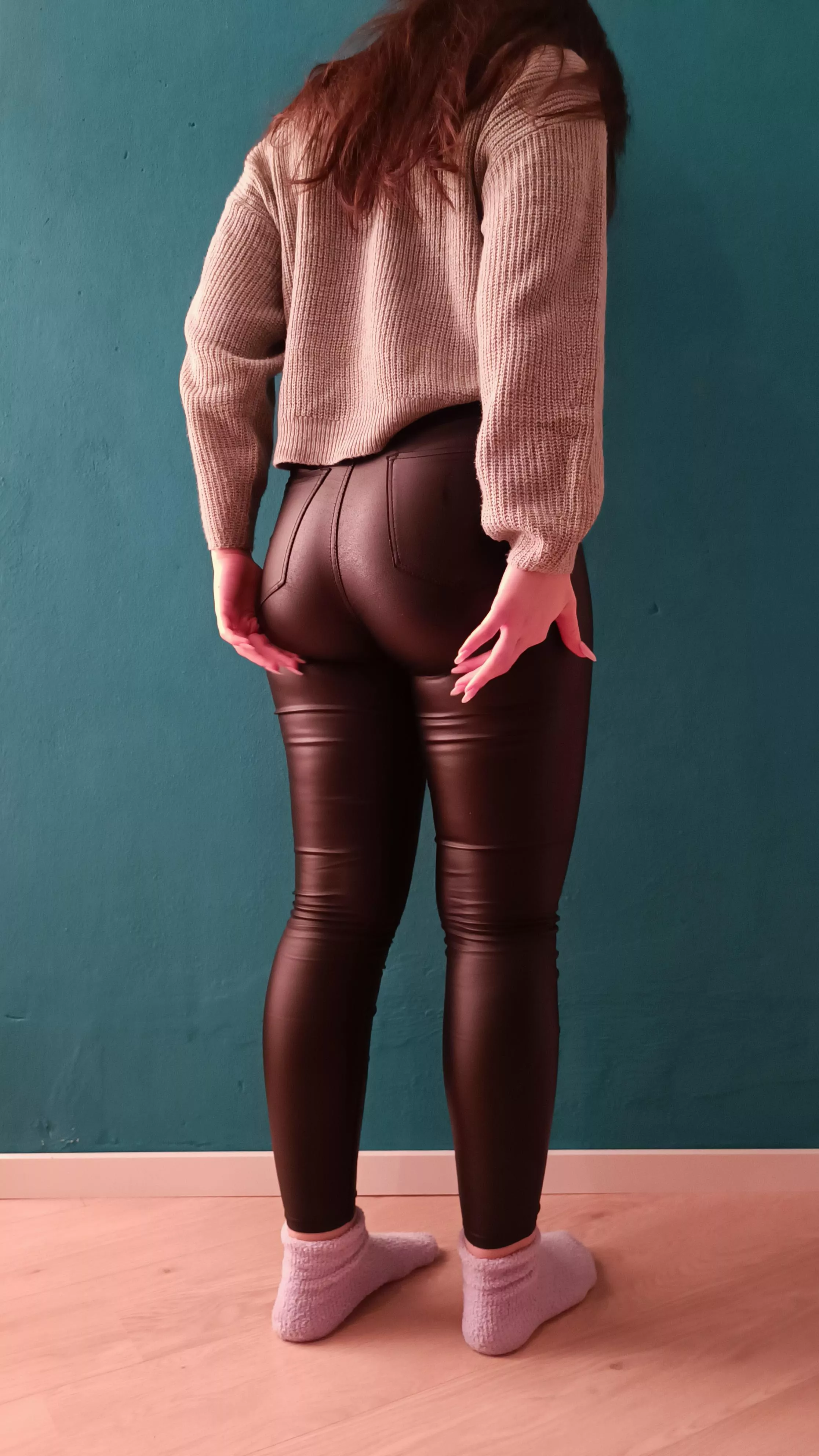 take them off me😈🍑