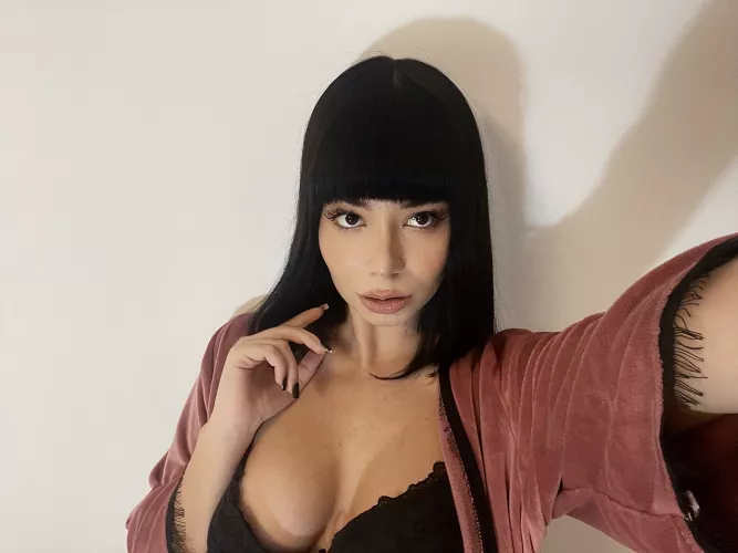 The pics I would send u as your gf