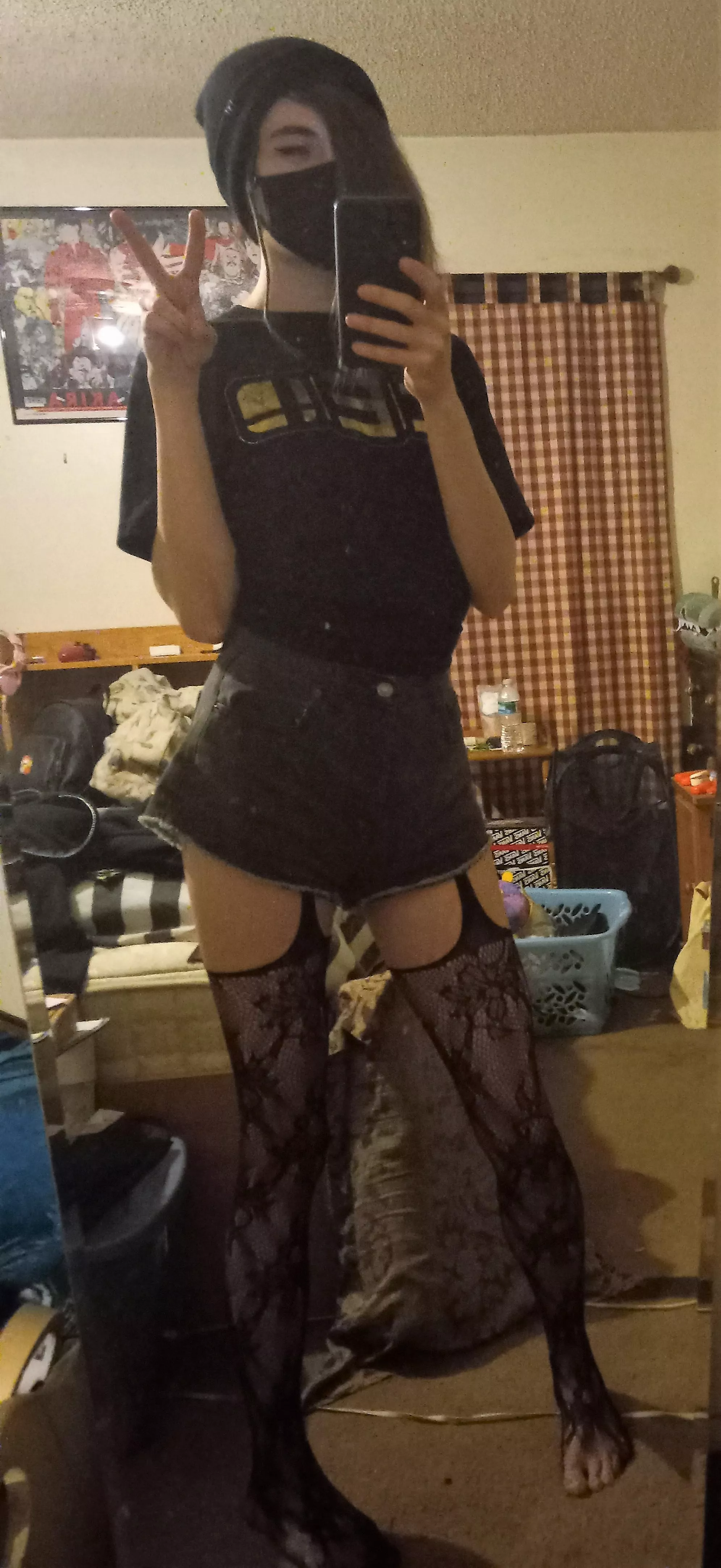 these leggings are comfy :>