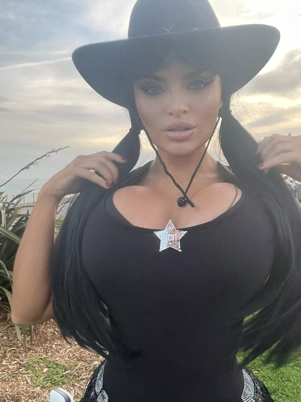 Trying to cover up the sluttyness