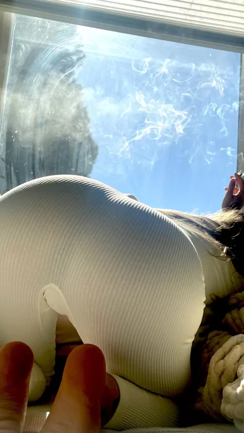 White yoga pants always seems like a good idea