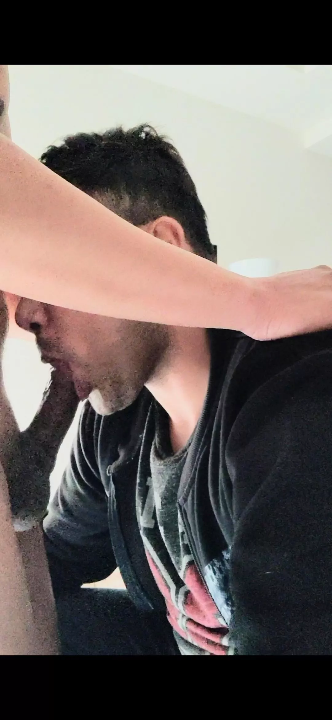 Who's up for getting blown next? 💦