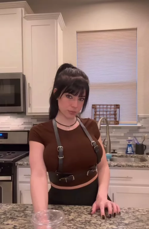 Why is 2busty2jide so freaking hot?