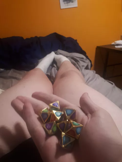 Yooo look at my dice