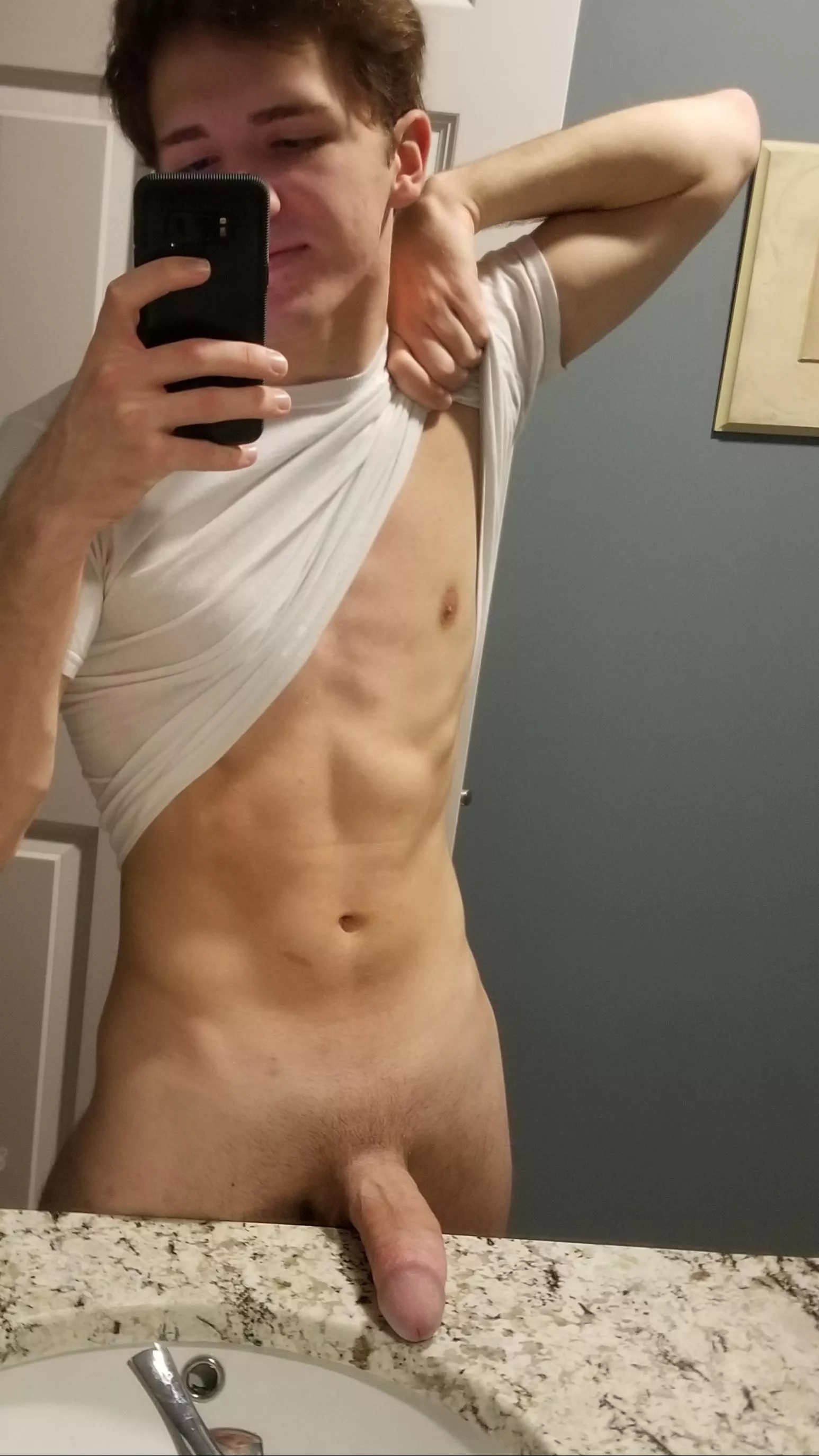 18 @HungCocks7 prefer fit guys who show face but open to anyone ;)