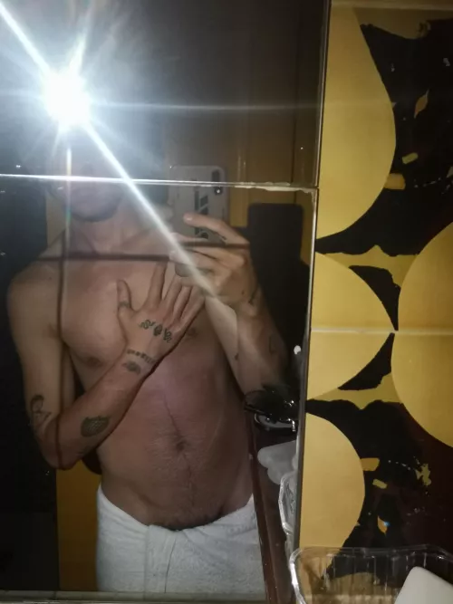 21 fit boi up for any masc dude or ddy with decent bdoy ADD xxxalbertxxx2