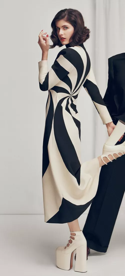 Alexandra Daddario (02/08/23)