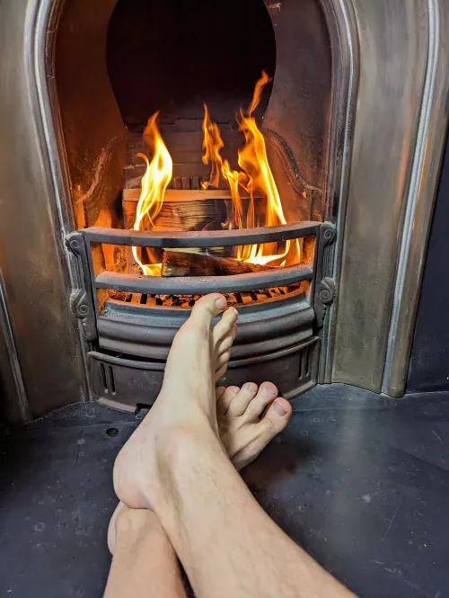 Anyone else enjoy a nice warm open fire?