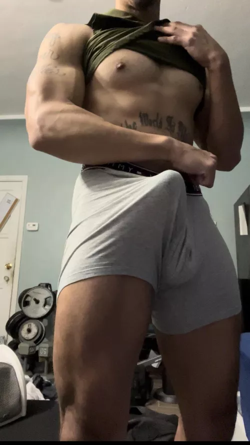 Can I poke your eye out bro? (33)