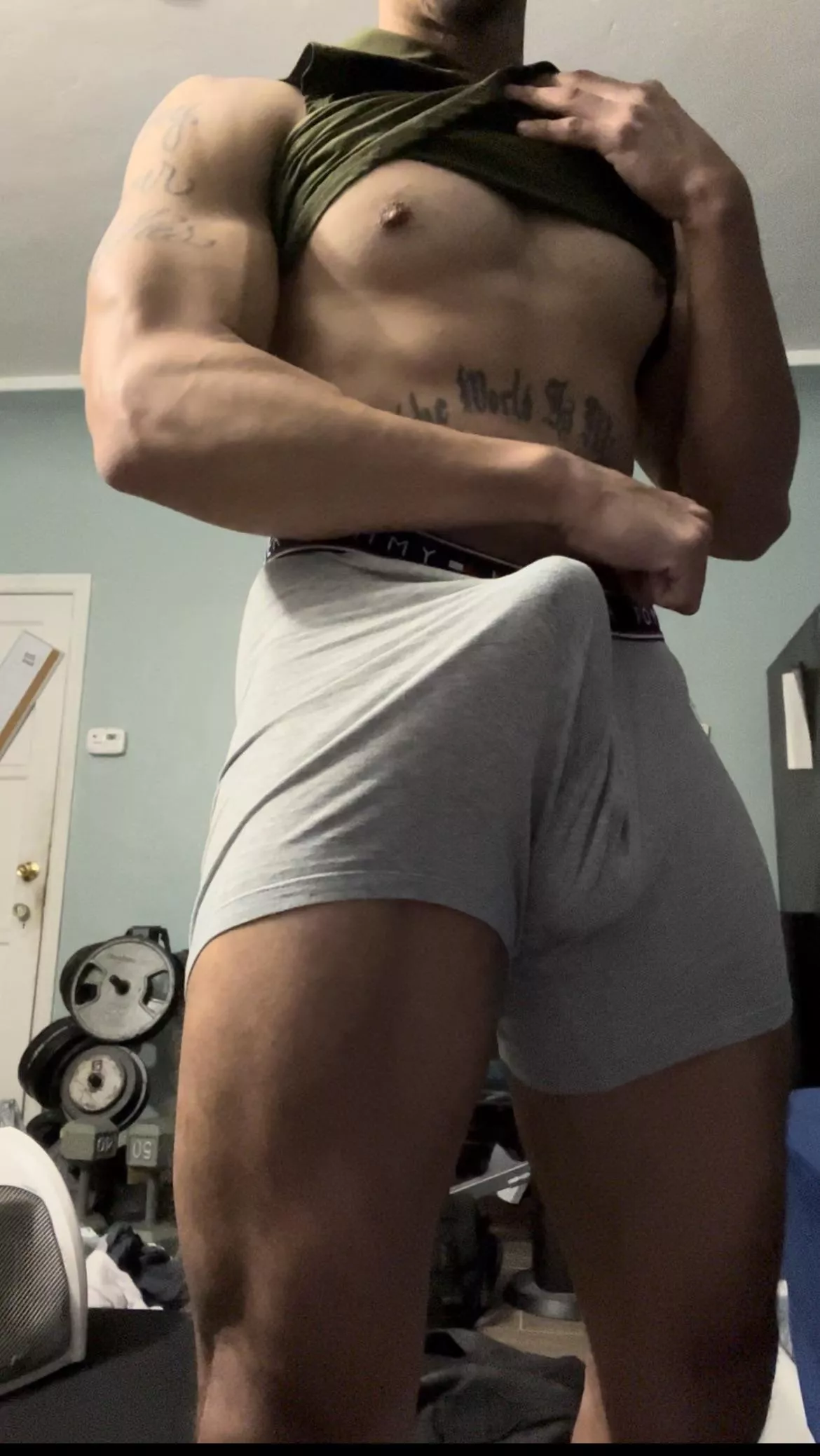 Can I poke your eye out bro? (33)