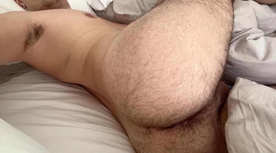 Come get this hairy hole