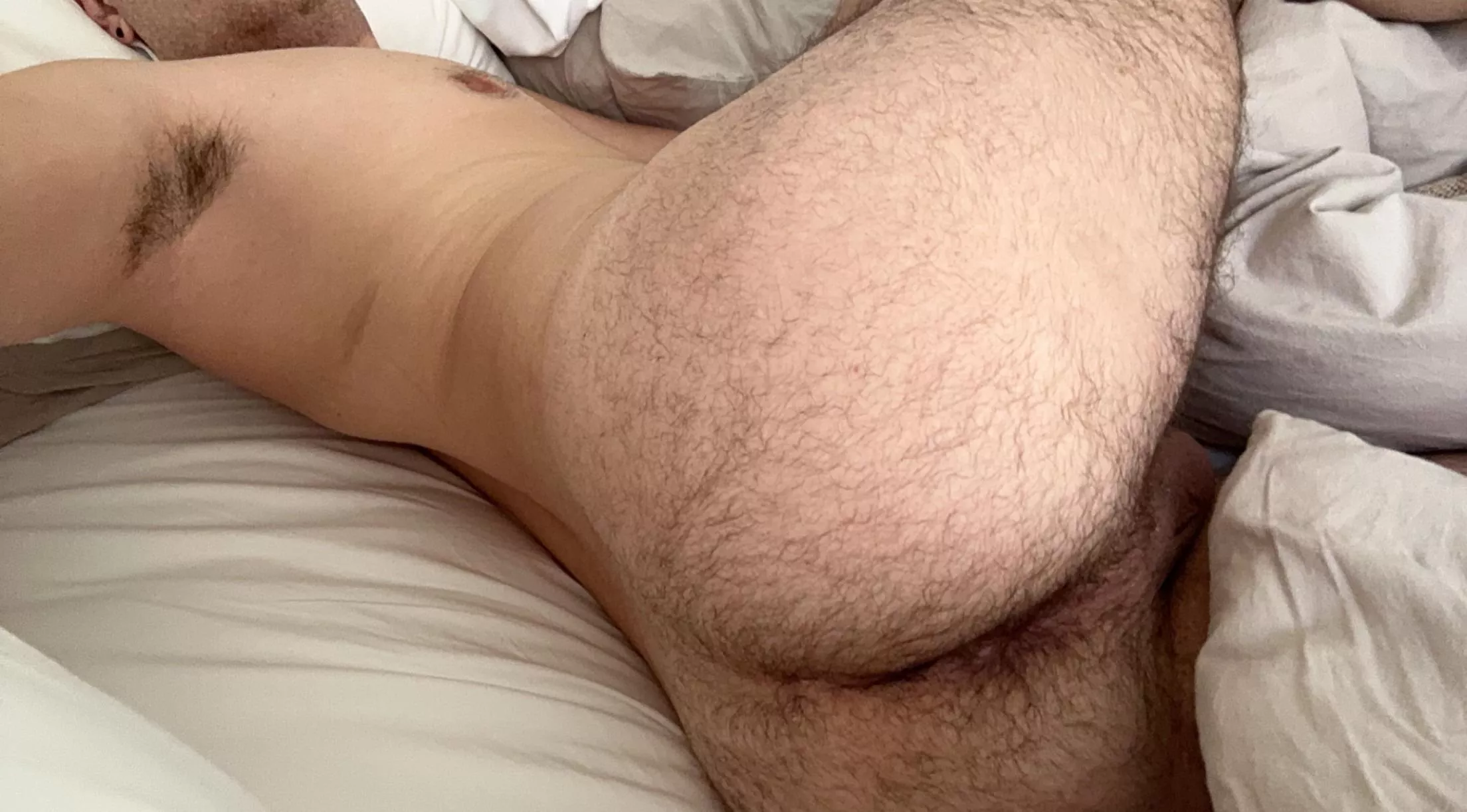 Come get this hairy hole