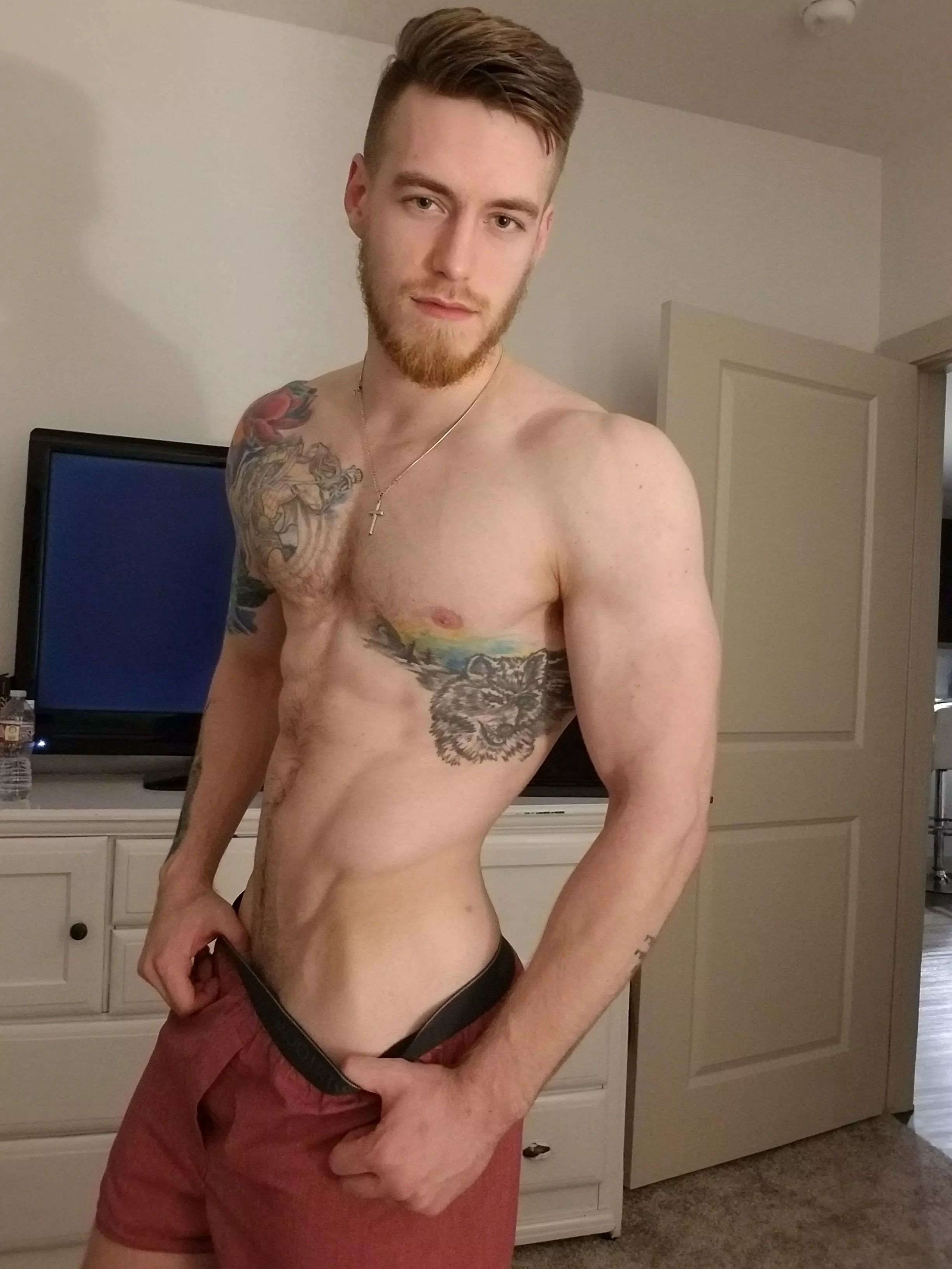 Fresh out the shower 💦