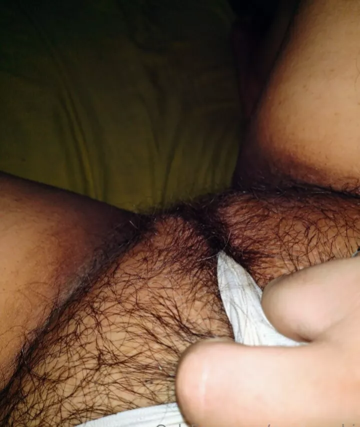 From 1 to 10, how wet do you think I am?