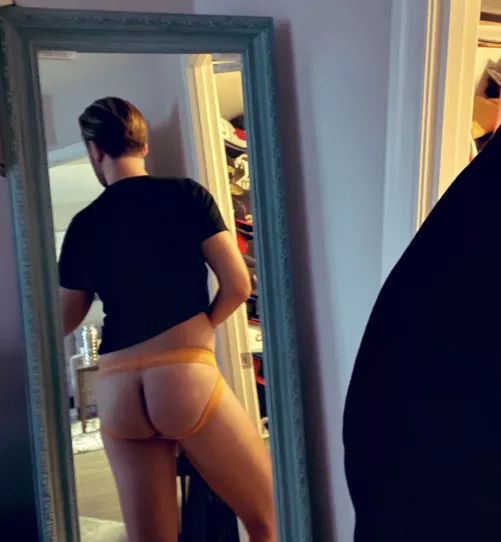 Leg day makes my ass look good af!