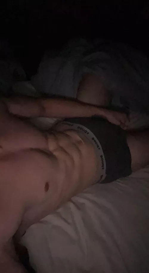 Looking for a smooth submissive with toys