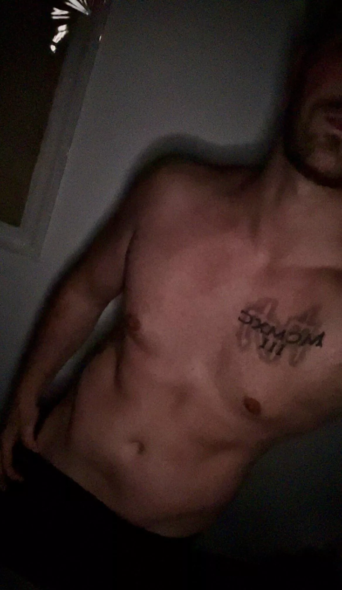 May not be the ideal body type but I have some skills 👨🏻