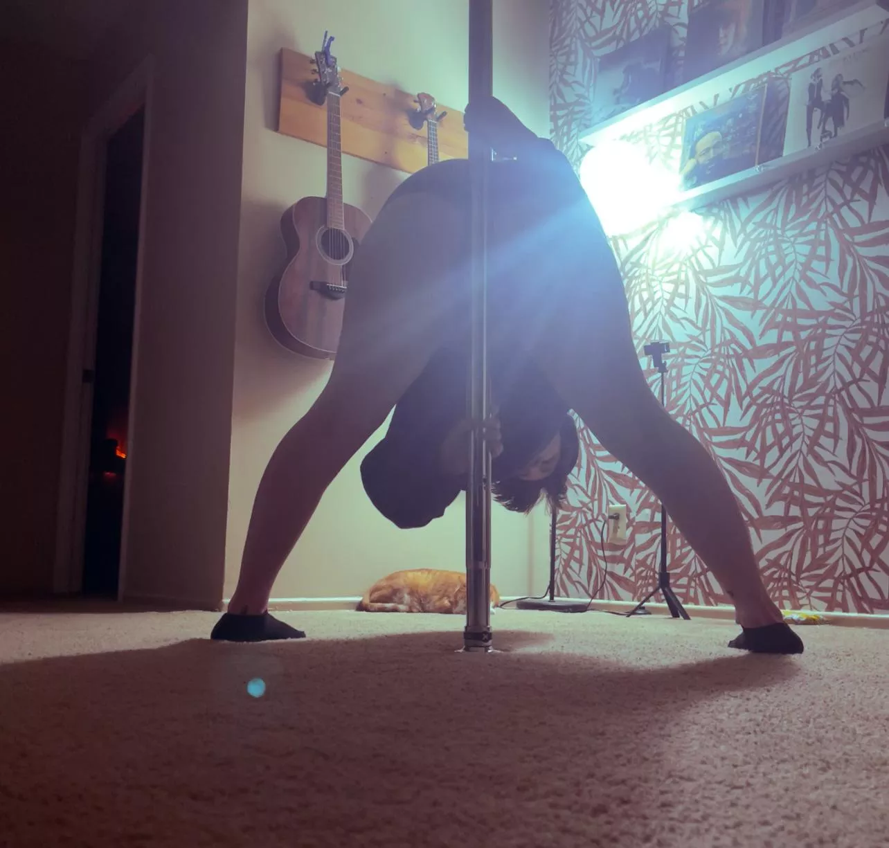 [Miss] G has many hobbies