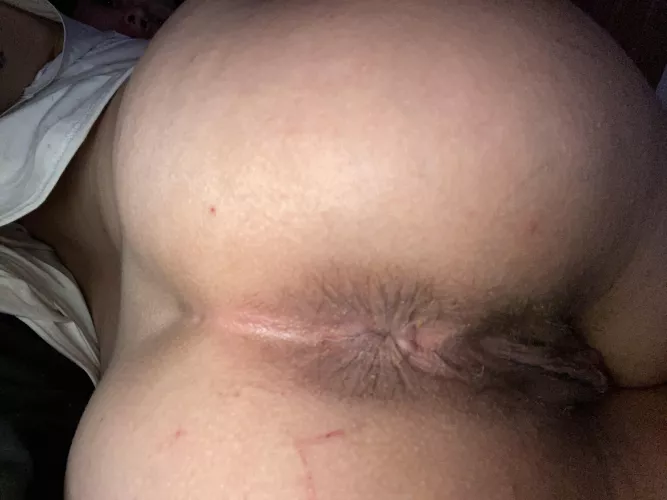 My holes are available 💦