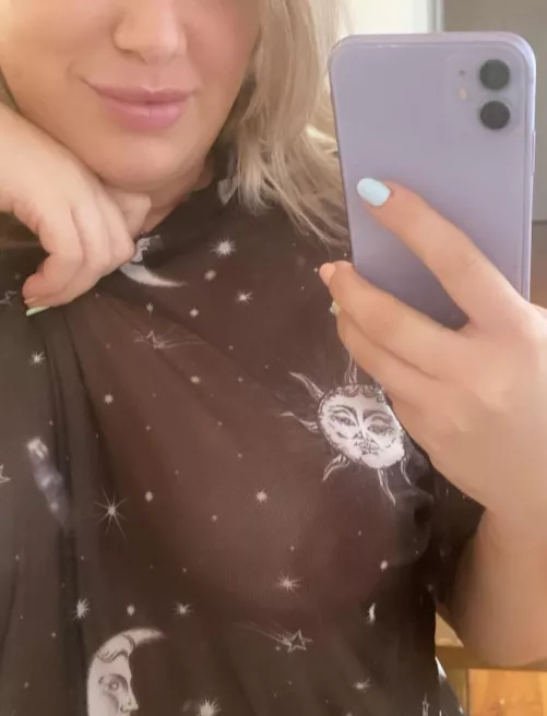 No bra preferred 😛