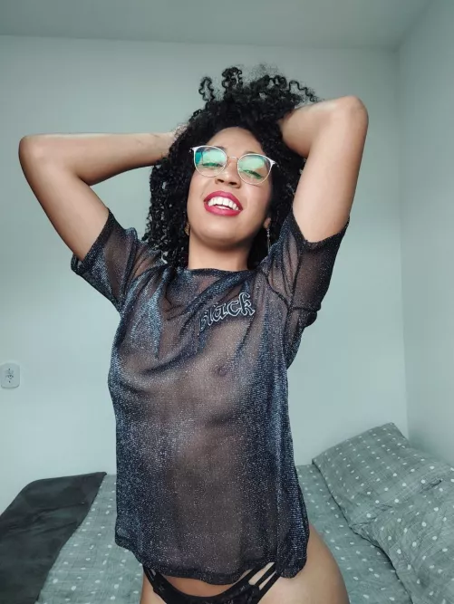 Nothing makes a pic more sexy than a few nipples