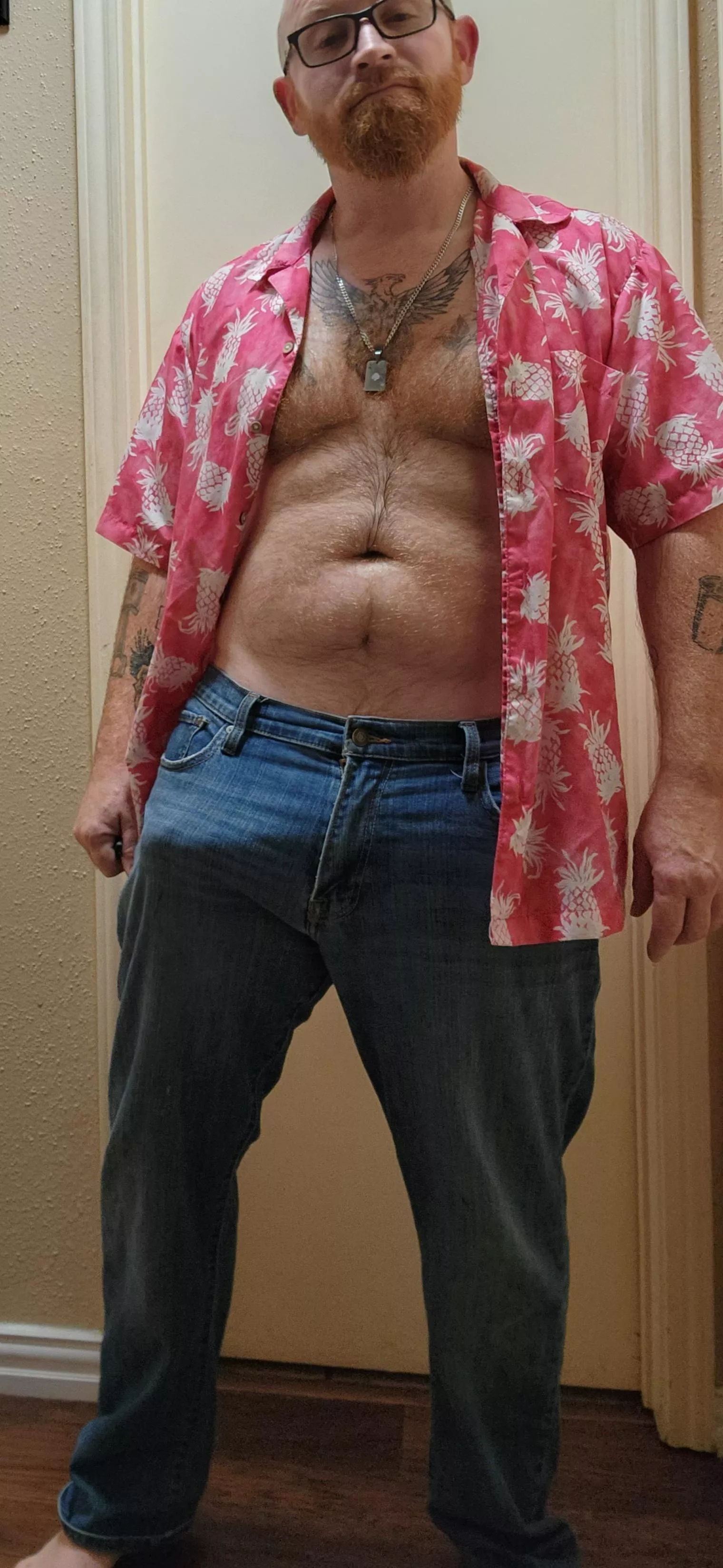 Pink looks good on me, right?