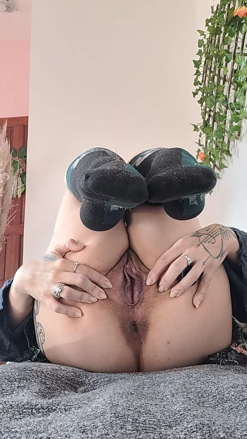 Sometimes you just have to show your butthole to the world. It's a liberating feeling