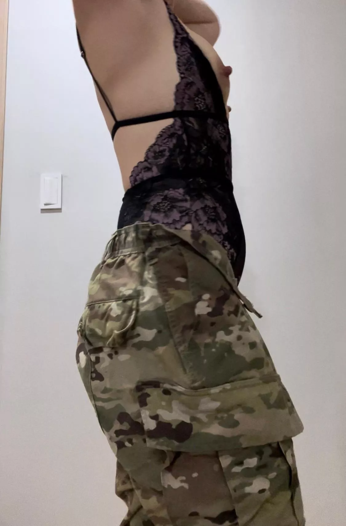 🫡 still haven’t found anyone where I’m stationed 🫣