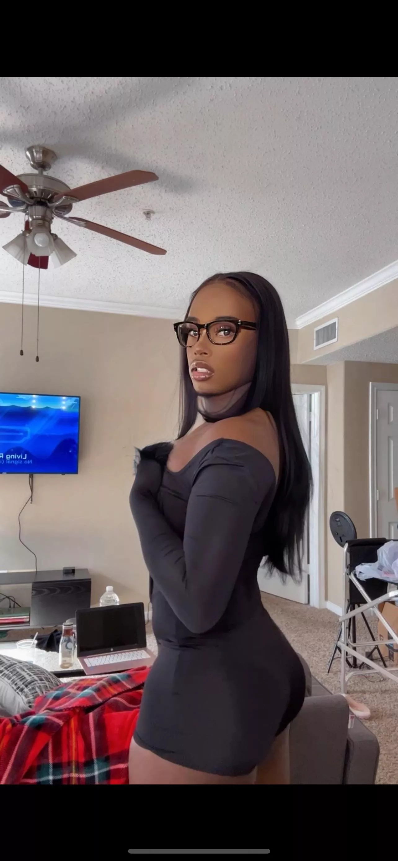 Thick baby from the south🍑