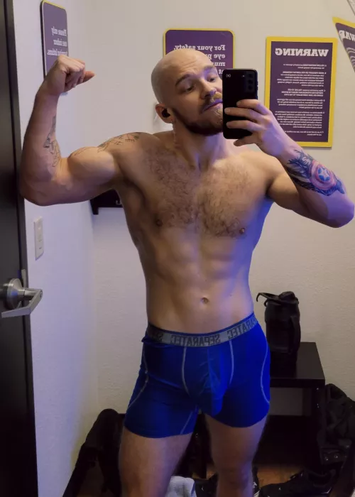 Trimming down, gaining mass, let's go😏