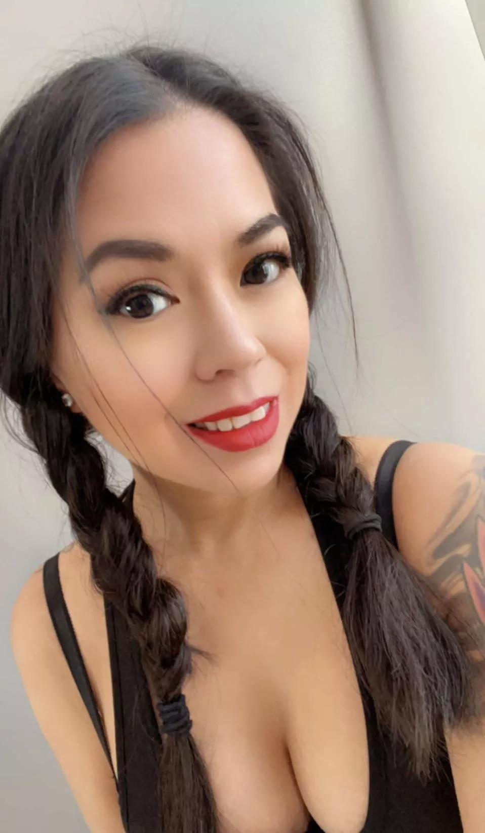 Vietnamese 👸🐝 (@honeybeenguyen2) [Onlyfans]