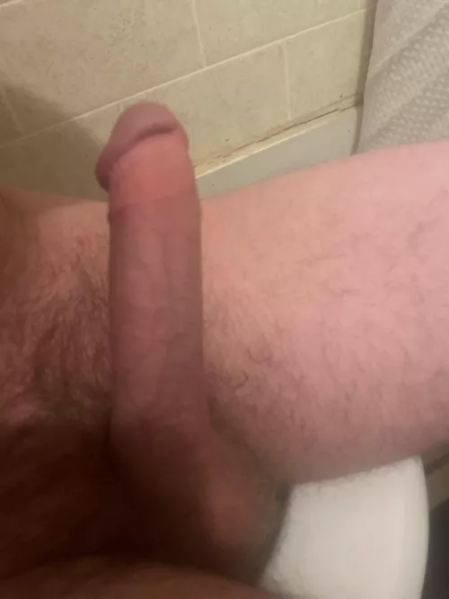 Who wanna work out a fat load out of my hard young cock
