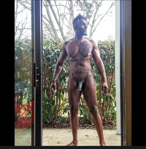 Your favorite exhibitionist.